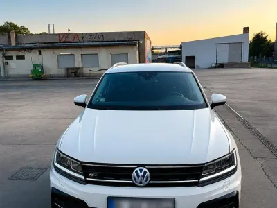 Gebraucht VW Tiguan R-line 150 PS (110 kW) 2017 Weiß SUV