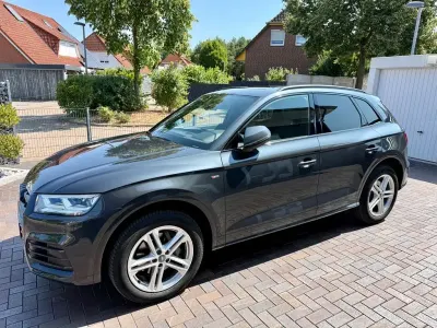 Gebraucht Audi Q5 S-Line 190 PS (139 kW) 2019 Grau SUV