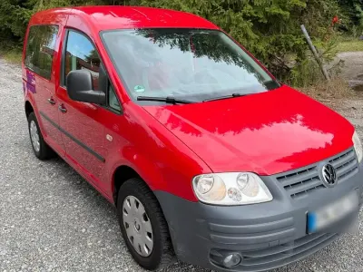 Gebraucht VW Caddy Life 80 PS (58 kW) 2009 Rot Van / Kleinbus