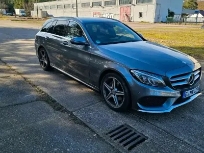 Gebraucht Mercedes 220 AMG 170 PS (125 kW) 2017 Grau Kombi