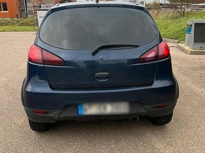 Blau Gebraucht 2010 Mitsubishi Colt Kleinwagen | 1.300 € (Teuer)
