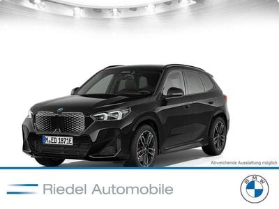Neu BMW iX1 M Sport 150 kW (204 PS) 2026 Saphirschwarz metallic SUV