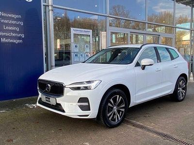 Weiß Gebraucht 2022 Volvo XC60 Momentum SUV | 30.901 € (Superpreis)