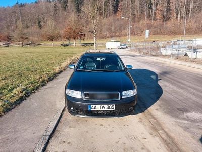 Schwarz Gebraucht 2004 Audi A4 S-Line Kombi | 2.999 € (Fairer Preis)