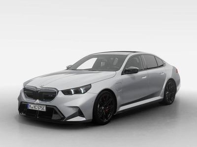 Grau (brooklyn grau metallic) Neu 2025 BMW M5 Comfort Edition Limousine | 136.095 € (Fairer Preis)