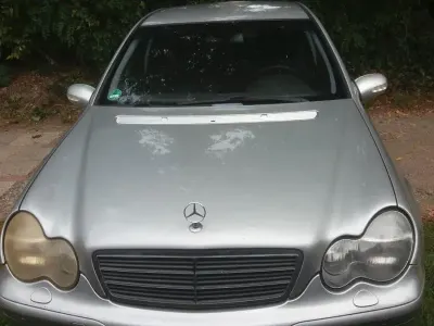 Gebraucht Mercedes C180 Classic 129 PS (94 kW) 2002 Silber Limousine
