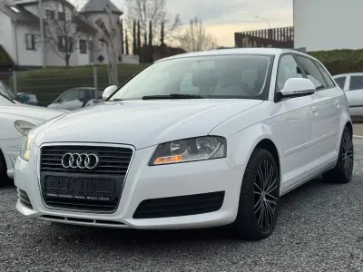 Używany Audi A3 Attraction 160 KM (117 kW) 2010 Biały Hatchback