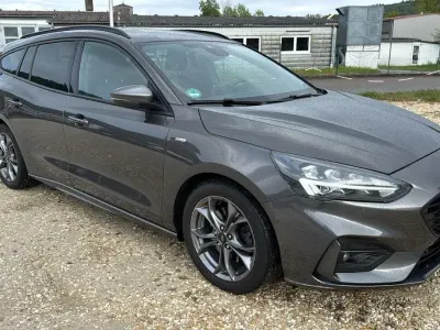 Gebraucht Ford Focus ST-Line 150 PS (110 kW) 2021 Grau Kombi
