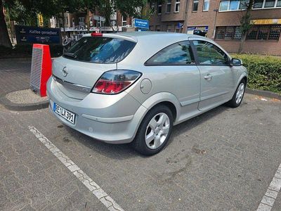 Opel Astra GTC