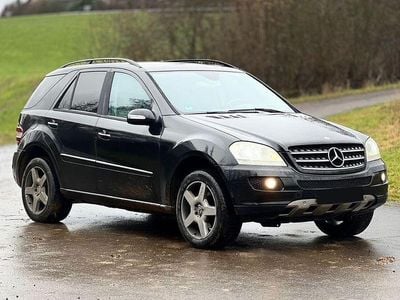 Schwarz Gebraucht 2006 Mercedes ML500 SUV | 7.999 € (Superpreis)