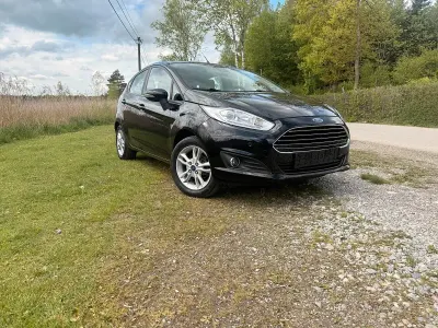 Używany Ford Fiesta 80 KM (58 kW) 2016 Czarny Hatchback