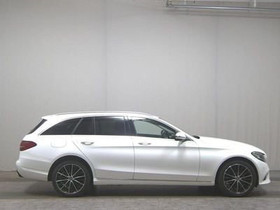 Gebraucht Mercedes C220 Avantgarde 194 PS (142 kW) 2020 Weiss Kombi