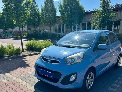 Gebraucht Kia Picanto Edition 7 69 PS (50 kW) 2013 Blau Kleinwagen