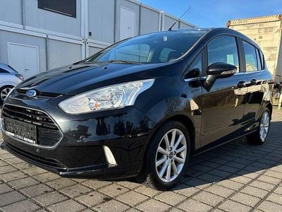 Schwarz Gebraucht 2014 Ford B-MAX Titanium Van / Kleinbus | 10.999 € (Fairer Preis)