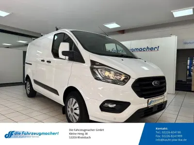 Gebraucht Ford 300 Trend 131 PS (96 kW) 2018 Weiß Van / Kleinbus