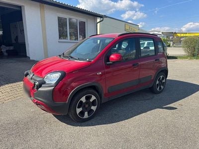 Usata Fiat Panda Cross Cross 71 CV (52 kW) 2023 Rosso Utilitaria