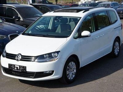 Gebraucht VW Sharan Comfortline 150 PS (110 kW) 2022 Weiß Van / Kleinbus