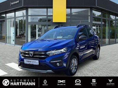 Second-hand Dacia Sandero Essentiel 91 CP (66 kW) 2022 Albastru Berlinǎ