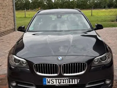 Gebraucht BMW 520 Shadowline 190 PS (139 kW) 2016 Grau Kombi