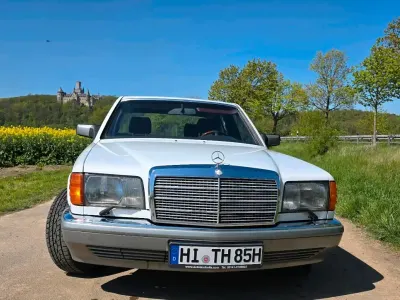 Gebraucht Mercedes E300 180 PS (132 kW) 1984 Weiß Limousine