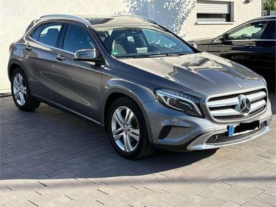 Mercedes GLA180