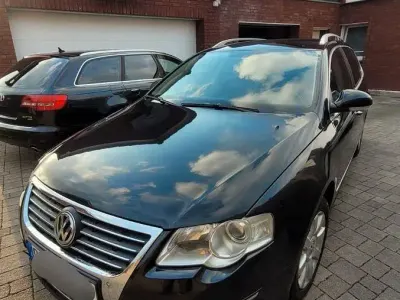 Second-hand VW Passat Highline 140 CP (102 kW) 2007 Berlinǎ
