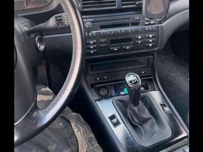 Usata BMW 320 150 CV (110 kW) 2005 Argento Station wagon