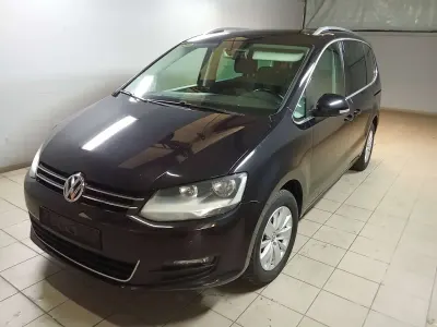 Gebraucht VW Sharan Comfortline 140 PS (102 kW) 2013 Deep black perleffekt Van / Kleinbus