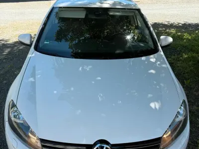 Gebraucht VW Golf 80 PS (58 kW) 2010 Weiß Coupé