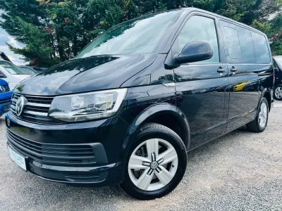 Gebraucht VW Multivan Comfortline 150 PS (110 kW) 2017 Schwarz Van / Kleinbus