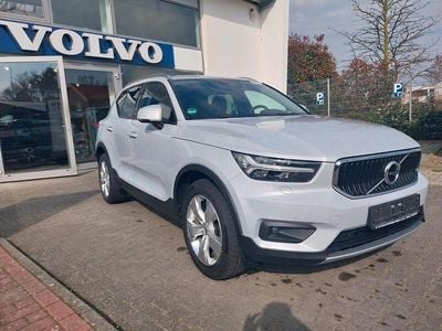 Gebraucht Volvo XC40 Momentum 150 PS (110 kW) 2020 Silber SUV