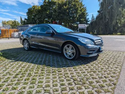 Gebraucht Mercedes E350 AMG line 306 PS (225 kW) 2013 Grau Coupé