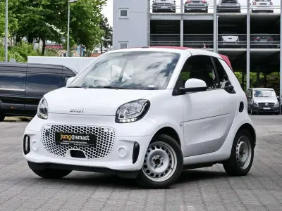 Usata Smart ForTwo Electric Drive Passion 60 kW (82 CV) 2021 Bianco Cabrio