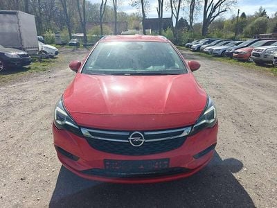 Usata Opel Astra Dynamic 160 CV (117 kW) 2016 Rosso Station wagon