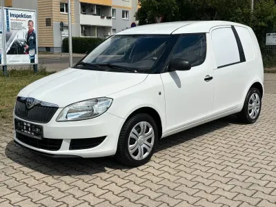 Gebraucht Skoda Roomster 86 PS (63 kW) 2015 Weiß Van / Kleinbus