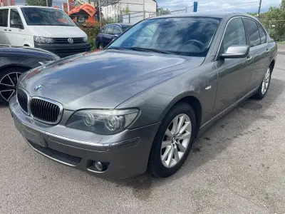 Gebraucht BMW 730L 258 PS (189 kW) 2006 Grau Limousine