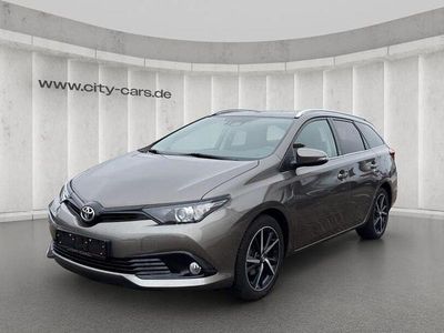 Grau Gebraucht 2018 Toyota Auris Limousine | 13.990 € (Etwas zu teuer)