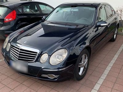 gebraucht Mercedes E200 KOMPRESSOR Scheckheftgepflegt