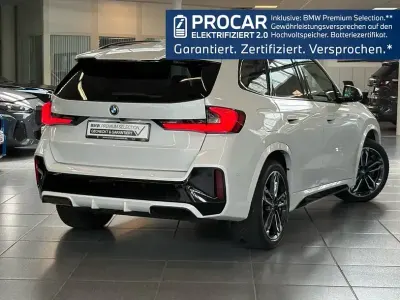 Gebraucht BMW iX1 M Sport 230 kW (313 PS) 2023 Weiß SUV