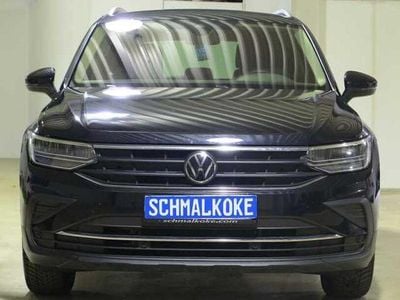 Gebraucht VW Tiguan Active 131 PS (96 kW) 2022 Deep black pearlescent SUV