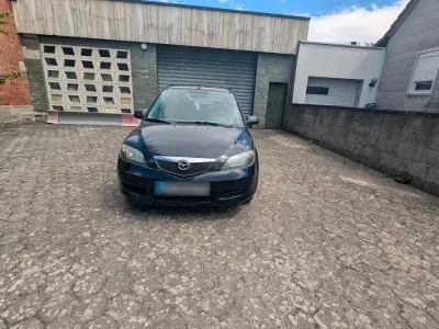 Gebraucht Mazda 2 75 PS (55 kW) 2005 Blau Kleinwagen