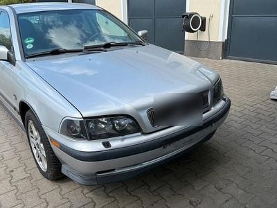 Volvo S40