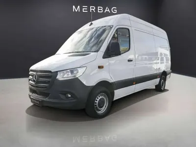 Gebraucht Mercedes Sprinter 170 PS (125 kW) 2023 Arktisweiß Van