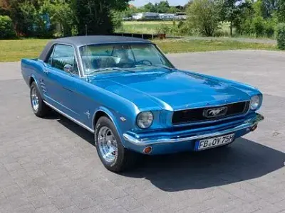Brugt Ford V8 175 HK (128 kW) 1966 Blå