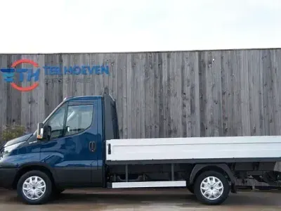 Usata Iveco Daily 126 CV (92 kW) 2016 Blu Furgone