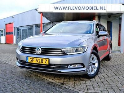 Gebraucht VW Passat Edition 120 PS (88 kW) 2015 Grau Kombi