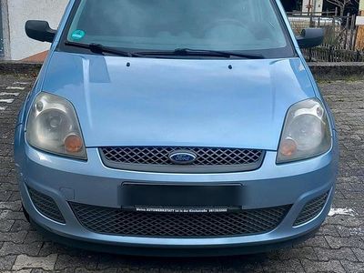 Gebraucht Ford Fiesta 51 PS (37 kW) 2006 Blau Kleinwagen