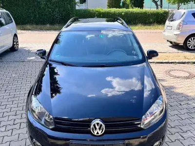 Gebraucht VW Golf VII Match 140 PS (102 kW) 2013 Schwarz Kombi
