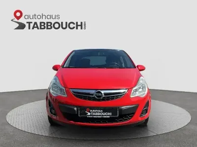Gebraucht Opel Corsa 69 PS (50 kW) 2011 Rot Kleinwagen