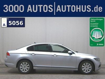 Gebraucht VW Passat 150 PS (110 kW) 2022 Silber Limousine